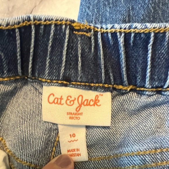 Girls cat & Jack size 10 jeans, EUC - Picture 2 of 4